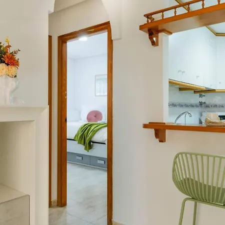 Pink Parquemar Apartment